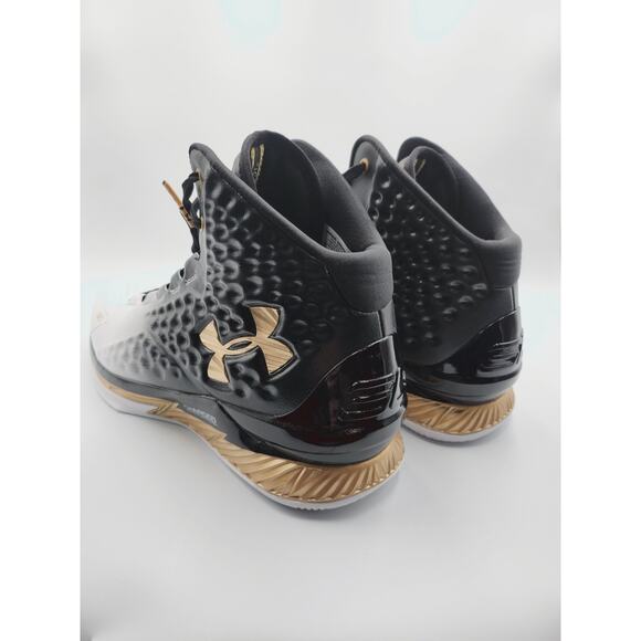 Men\'s Size 9.5 Under Armour Basketball Shoes Curry 1 MVP 2022 Multi 3026051-001